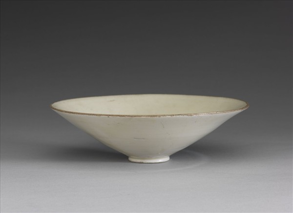 定窯 劃花花卉紋碗