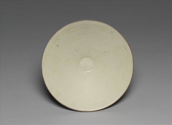 定窯 劃花花卉紋碗