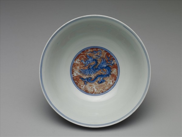 青花海獸紋碗