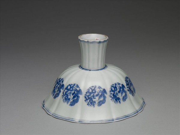 青花團鳳紋高足碗