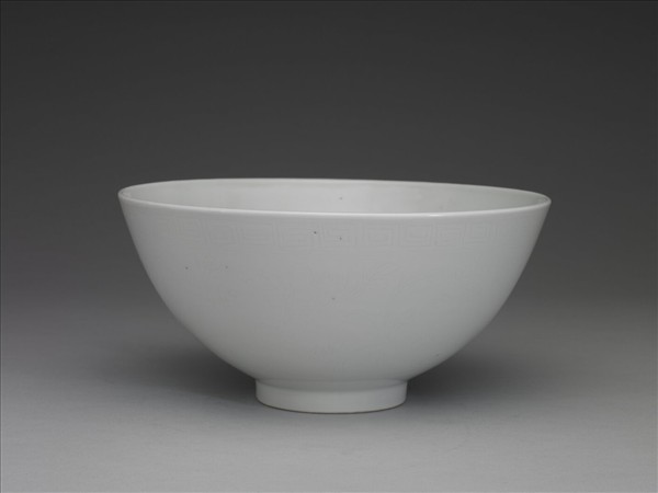 甜白劃花四季花卉紋碗