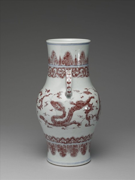 釉裡紅夔龍紋雙耳壺