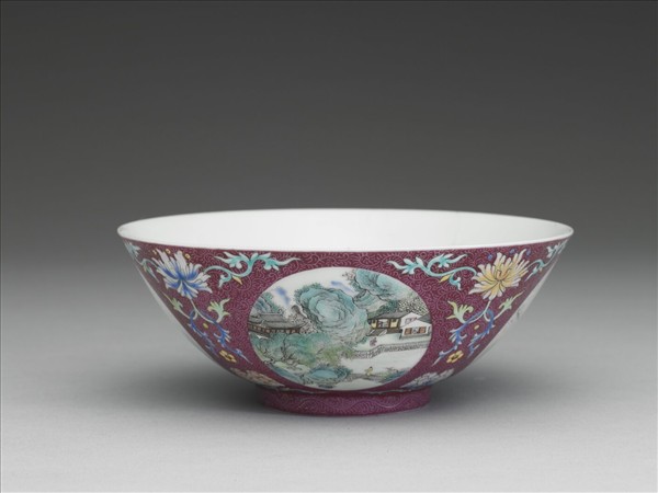 琺瑯彩紅錦地開光四季山水圖碗