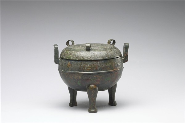 獸帶紋鼎