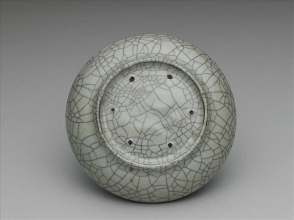 哥窯 灰青釉圓碟