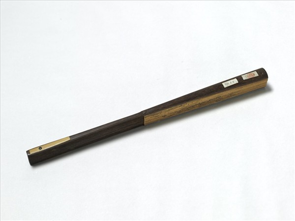 明唐寅畫秋山行旅　成扇