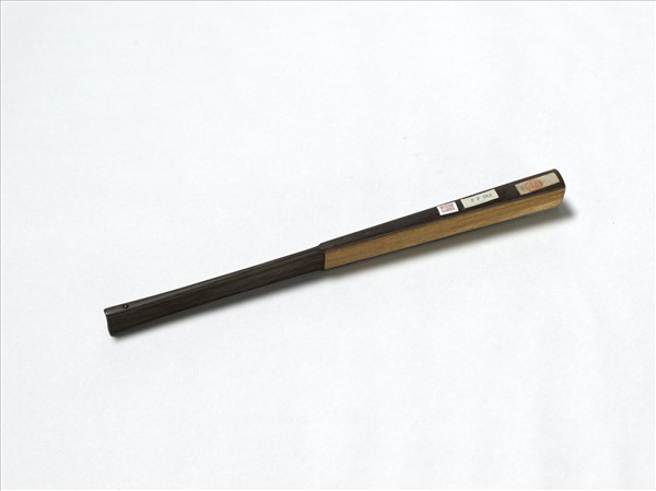 明唐寅畫松林古寺　成扇