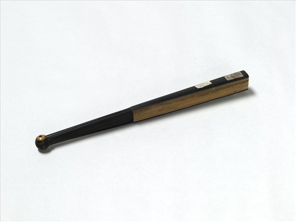 明張靈赤壁　成扇