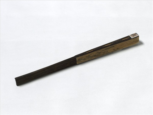 明文徵明畫雲山暮雨　成扇