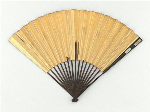 明董其昌畫仿董北苑　成扇