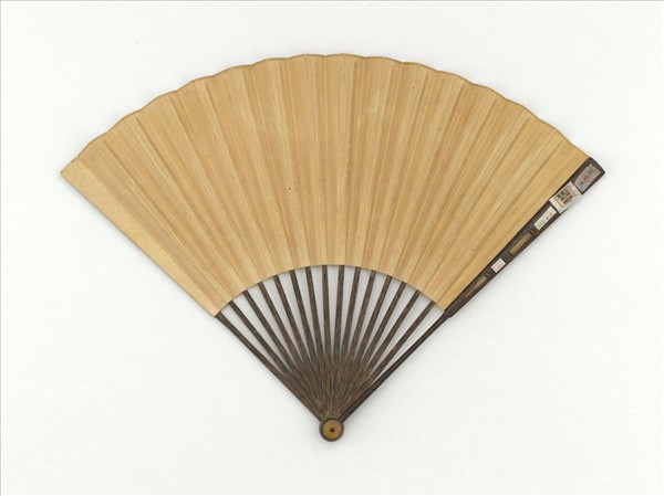 明趙文俶畫鶯栗圖　成扇