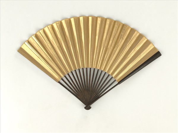 清石濤畫水仙　成扇