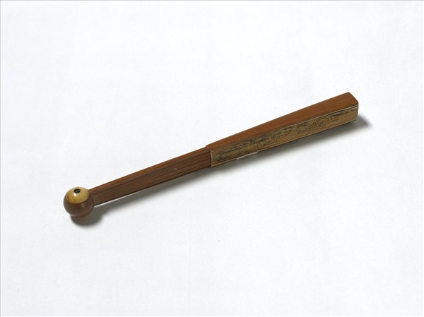 明趙左畫寒林瀟灑董其昌書五言律詩　成扇