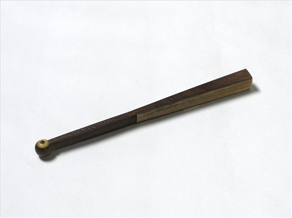 明米萬鍾畫寒江獨釣清孫岳頒書七言絕句　成扇　明米萬鍾畫寒江獨釣