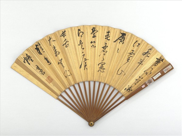 清陳孚畫梨花白燕明董其昌書七言絕句　成扇　明董其昌書七言絕句