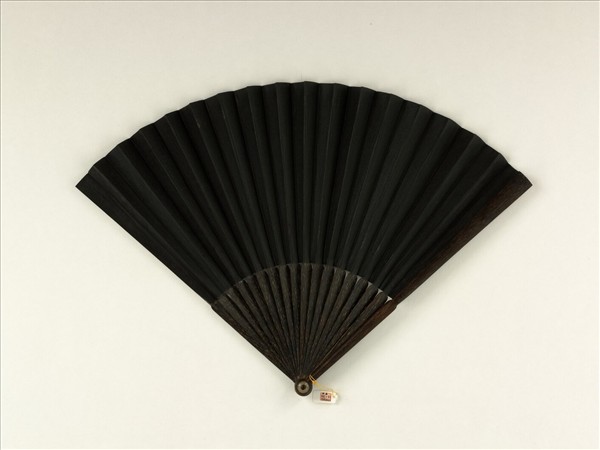 清于敏中書乾隆御製牡丹芳等樂府詩三首　成扇