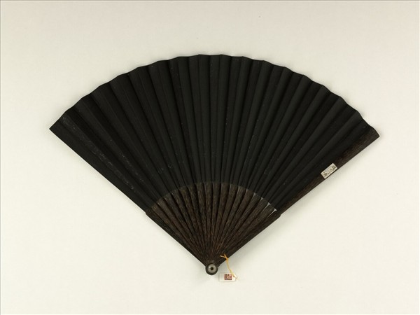 清于敏中書乾隆御製詠奇石蜜食　成扇