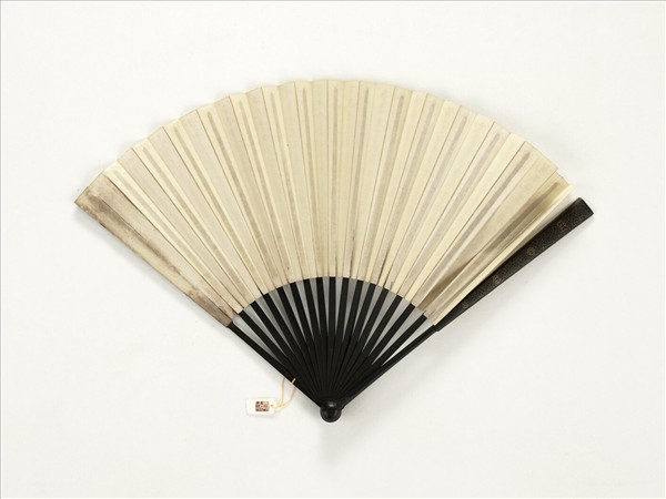 清人書乾隆御製讀高啟威愛論　成扇