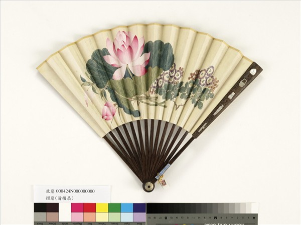 清人花卉　成扇
