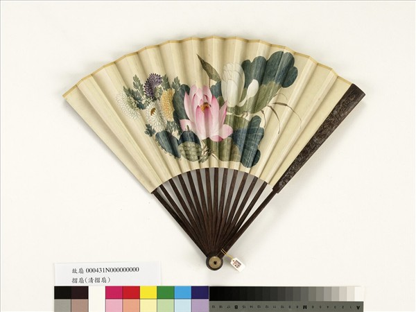 清人花卉　成扇