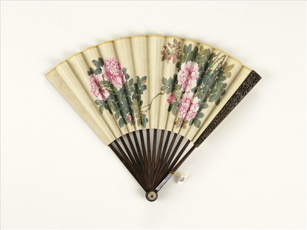 清人花卉　成扇