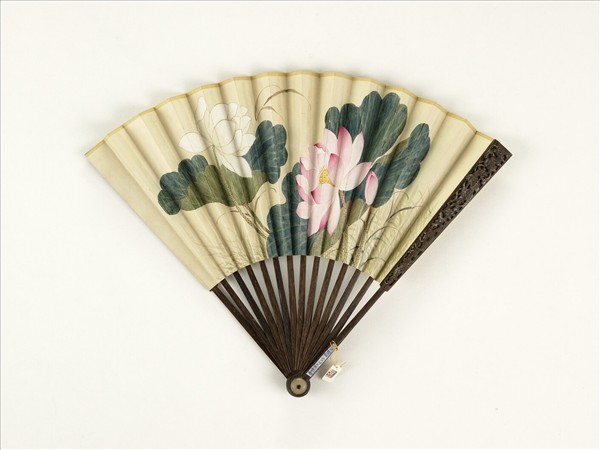 清人花卉　成扇