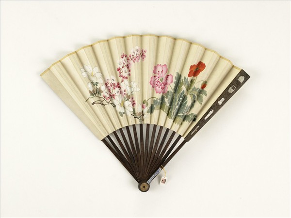 清人花卉　成扇