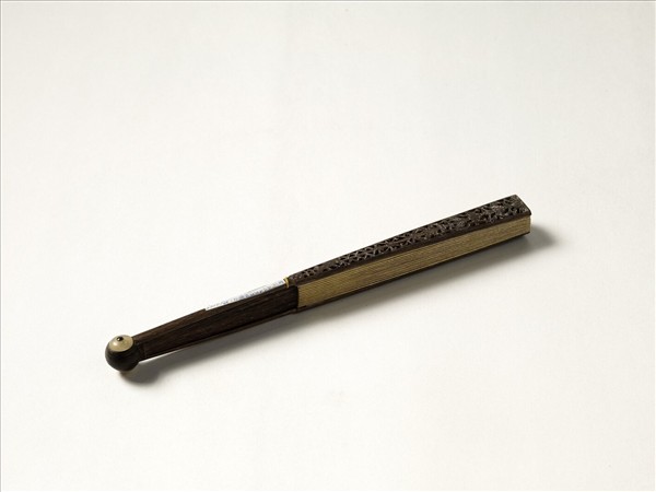 清人花卉　成扇