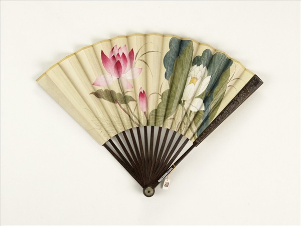清人花卉　成扇