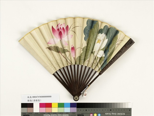 清人花卉　成扇