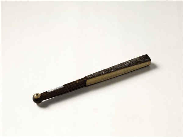 清人花卉　成扇