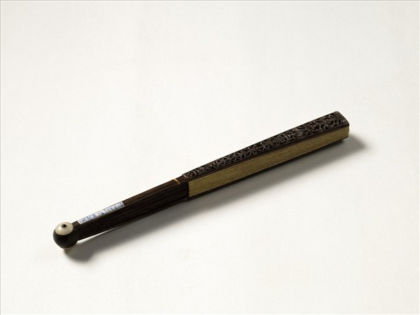 清人花卉　成扇