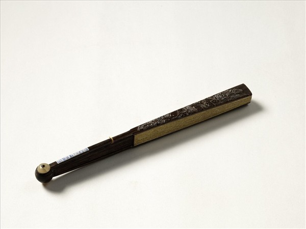 清人花卉　成扇