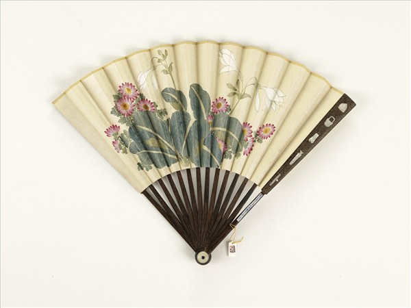清人花卉　成扇