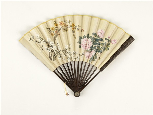 清人花卉　成扇