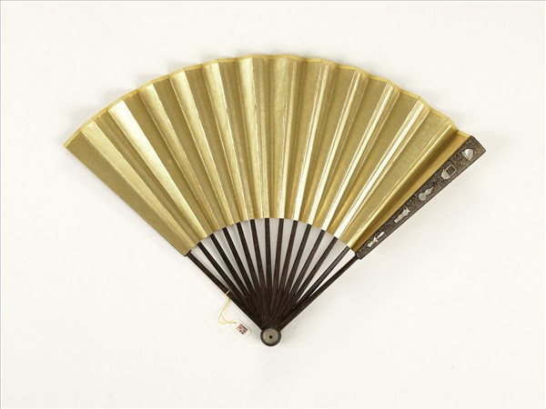 清人花卉　成扇