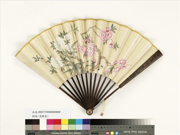 清人花卉　成扇