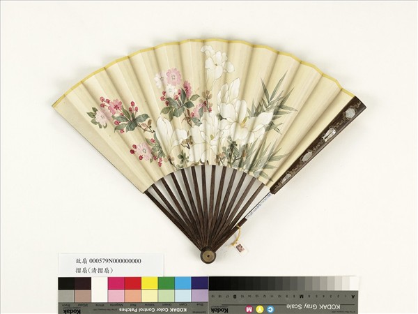 清人花卉　成扇