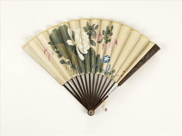 清人花卉　成扇