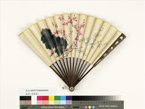 清人花卉　成扇