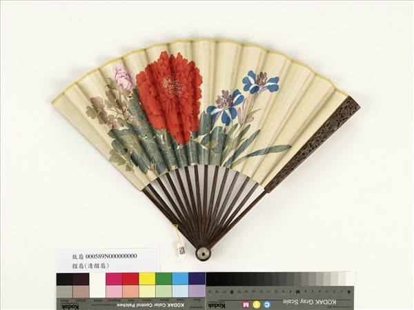 清人花卉　成扇