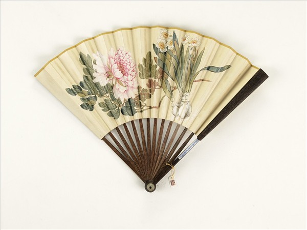清人花卉　成扇
