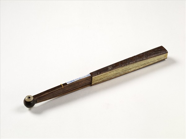 清人花卉　成扇