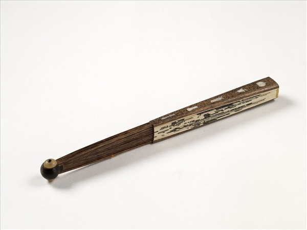 清人花卉　成扇