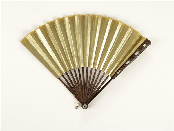 清人花卉　成扇