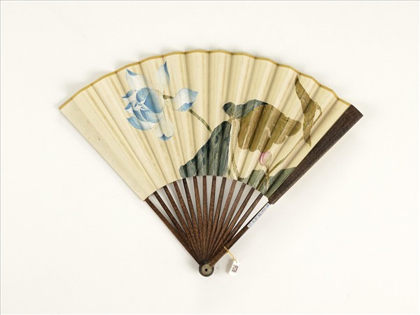 清人花卉　成扇