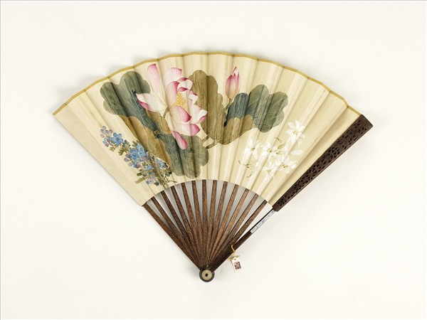 清人花卉　成扇