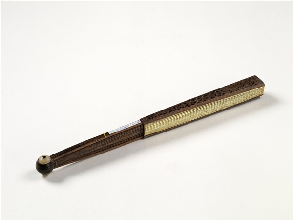 清人花卉　成扇