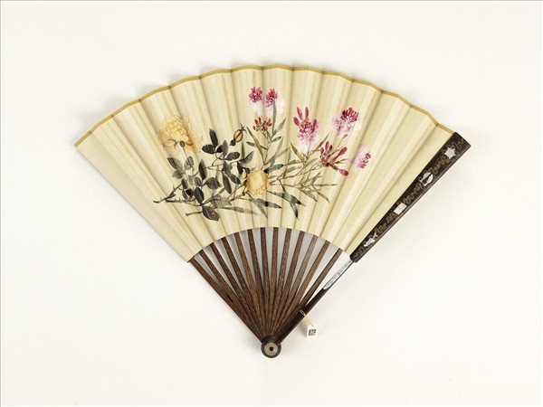 清人花卉　成扇