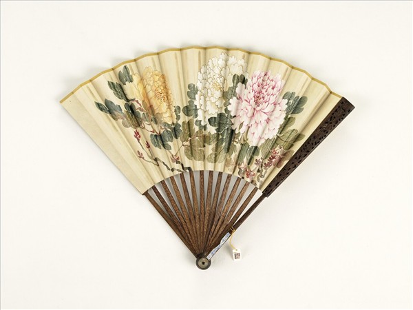 清人花卉　成扇